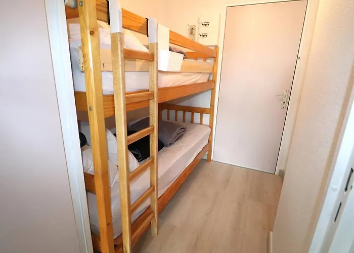 Refait A Neuf, Piscine, Proche Et Commerces - Fr-1-307-241 * Le Grau-du-Roi